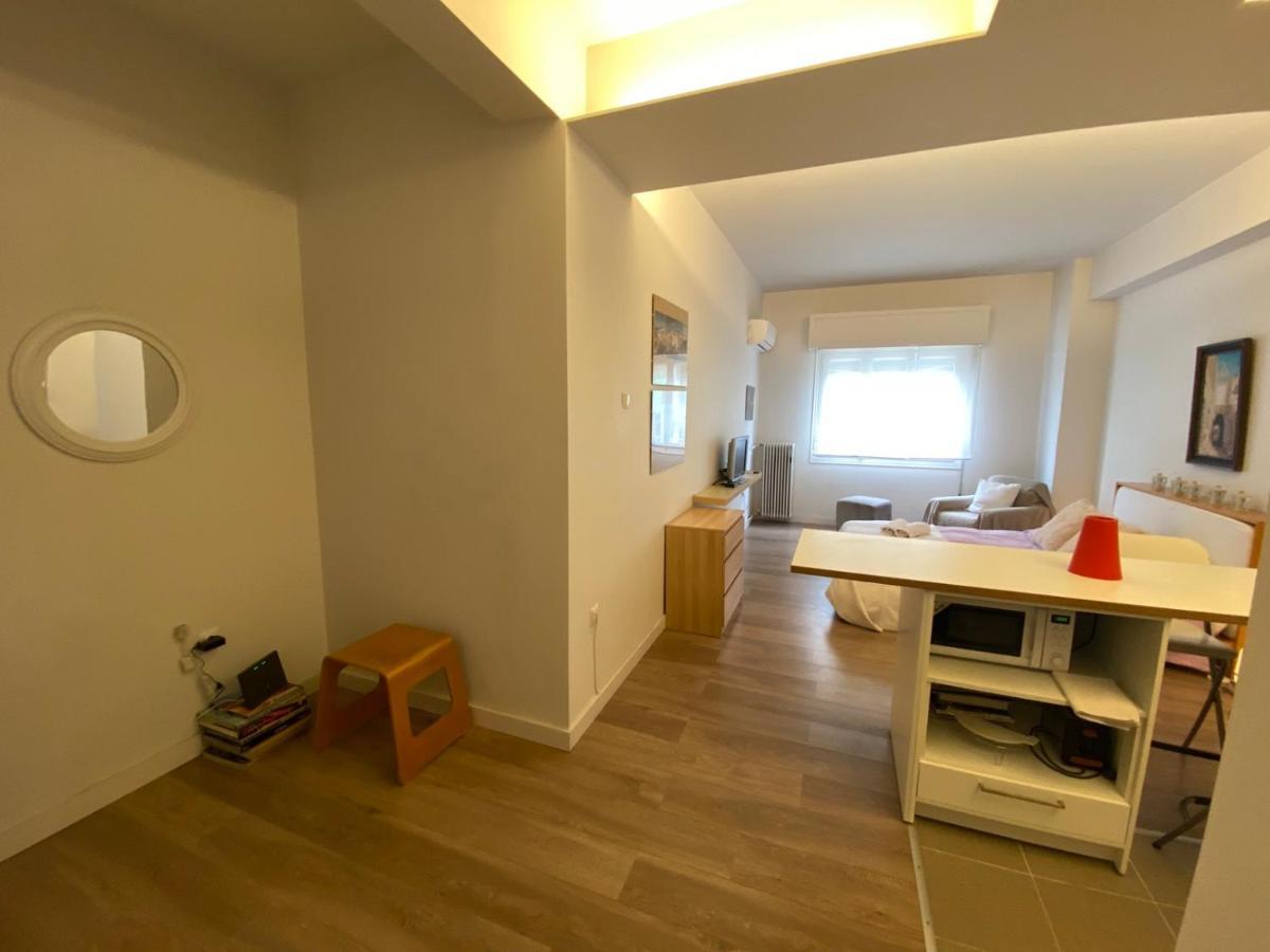 Cozy At Koukaki Apartment
